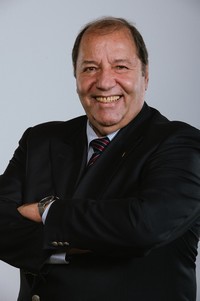 Dr. Imre Márton Reményi Logo